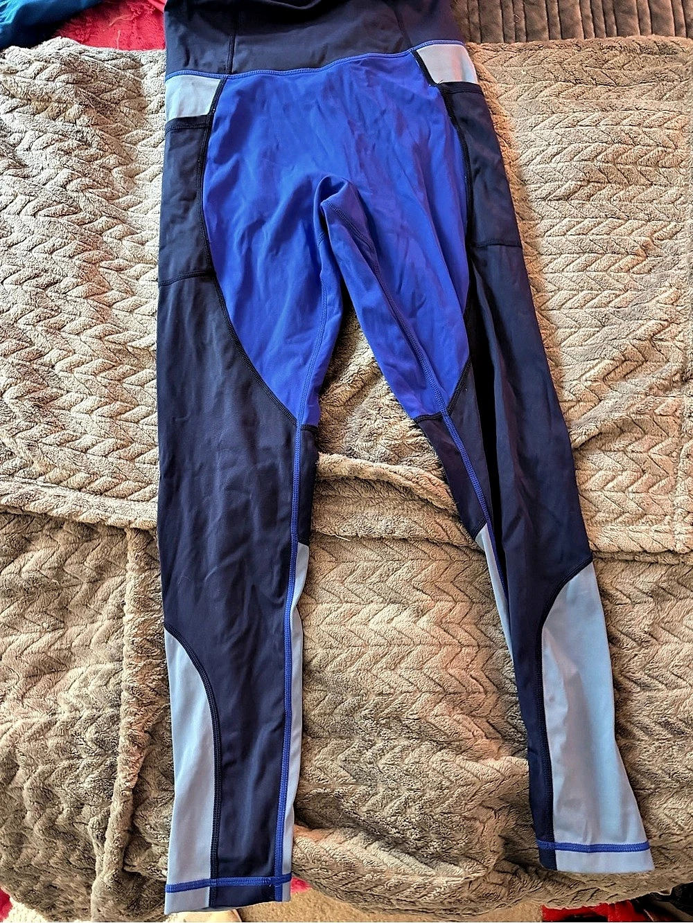 Buff Bunny blue colorblock leggings